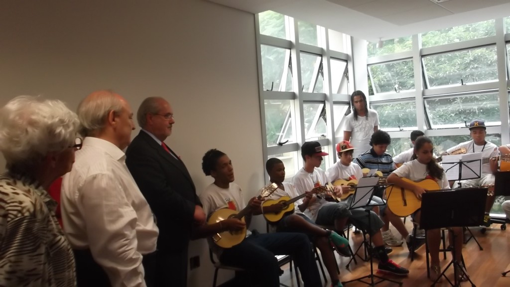 A escola de música Usina de Talentos se apresentou no Mulipalco TSP
